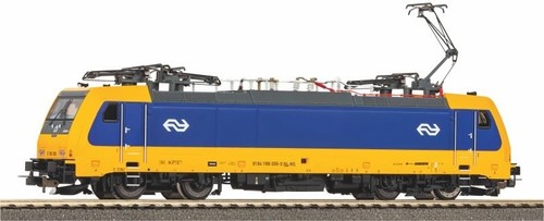Piko 21660 locomotiva - piko,