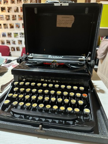 Macchina scrivere everest - scrivere,