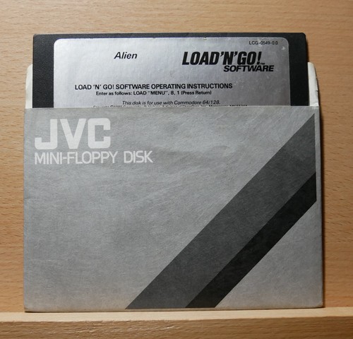 Alien commodore software - alien,