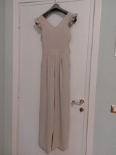 Tuta beige donna elegante con maniche ad aletta