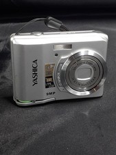 Fotocamera Yashica EZ F9 Zoom Per Pezzi Di Ricambio (#152)