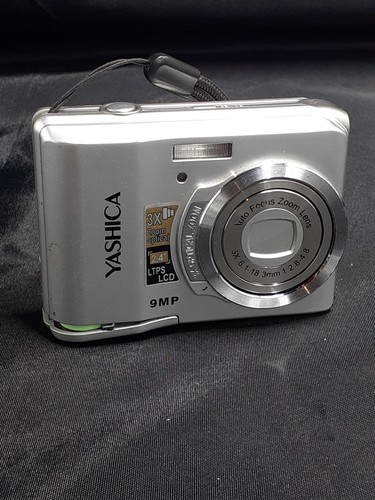 Fotocamera yashica zoom - ez,