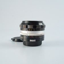 ECCELLENTE obiettivo Nikon
