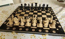 STUPENDA SCACCHIERA E SCACCHI IN LEGNO -NUOVA! 