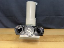 Nikon testa microscopio