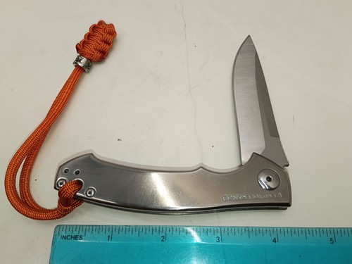 Coltello titanio tolleranza