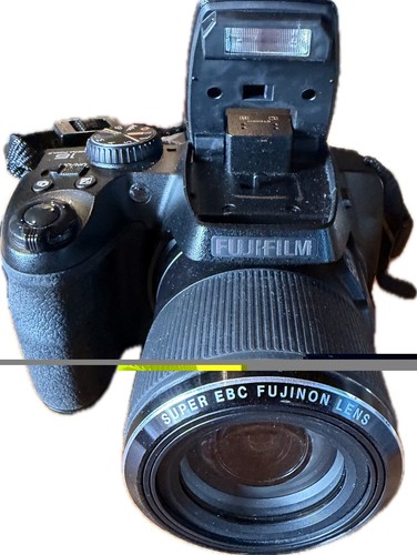 Fujifilm finepix 9900w - fujifilm,