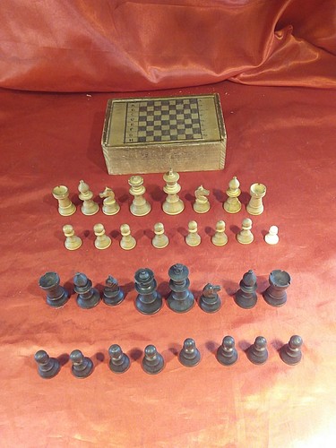 Antico gioco scacchi figure - di,