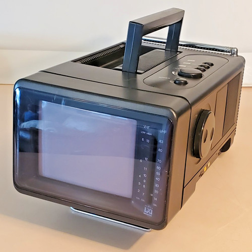 Portatile colori vintage - tv, a