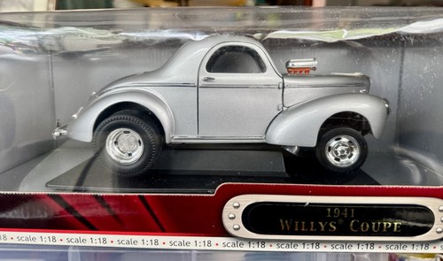 Road signature 1941 willys - road,
