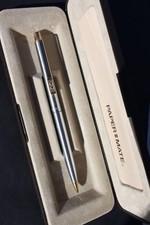 Paper Mate penna portamine