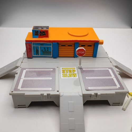 Galoob micro machines 24hr - machines,