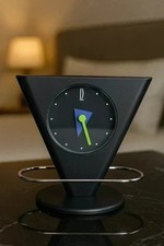 Orologio da Tavolo Postmodernista – Design Anni '80/'90 – Stile Memphis Milano