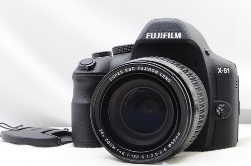 Quasi nuovo fujifilm - [quasi, nuovo]