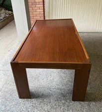 Tavolo in legno modello di