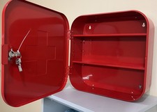 Armadietto per medicinali in