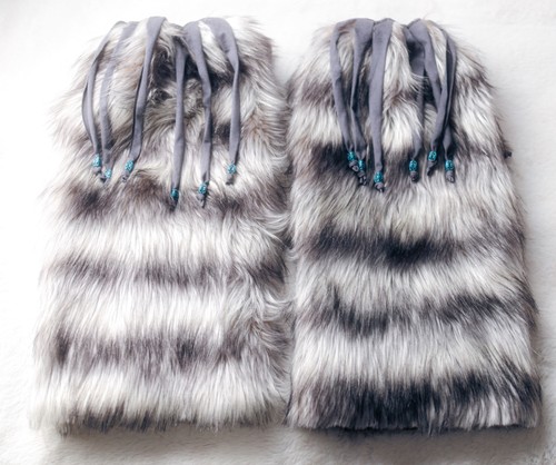 Costume sfocato pelliccia