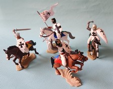 Soldatini giocattolo medievali