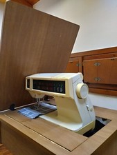 Macchina da Cucire Singer FUTURA 2010 mobile + sgabello porta oggetti accessori