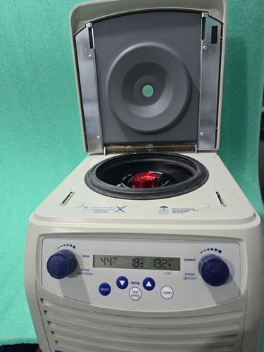 Microcentrifuga refrigerata
