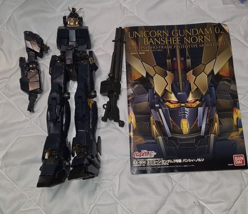 Bandai perfect grade 60 - bandai,