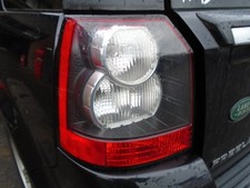 11 LANDROVER FREELANDER 2 TD4 UNITÀ FANALE POSTERIORE LATERALE 06-15 AUTO CON ROTTURE