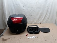 Bauletto  e Piastra Givi universale scooter 