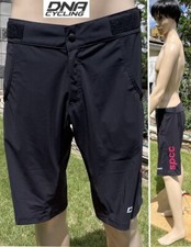 pantaloncini mountain bike DNA