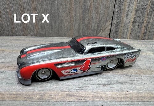 Hot wheels aston - hot,