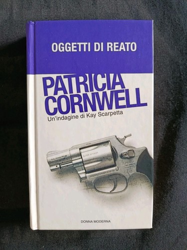 Libro oggetti di reato - -,