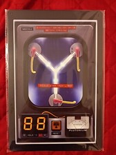 Targa decorativa in metallo