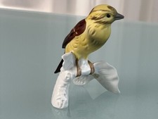 Statua cane Goebel uccello