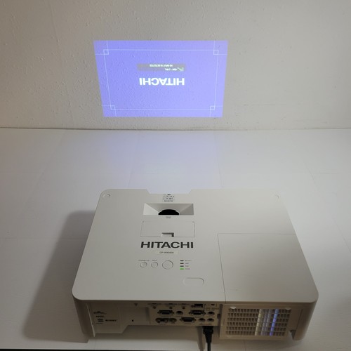 Proiettore 3lcd 5000 lumen - 3lcd,