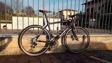 Bici da strada full carbon