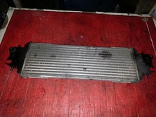 RADIATORE INTERCOOLER  RENAULT TRAFIC 2005 DCI