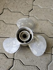 Elica a 3 pale fuoribordo. Passo 13