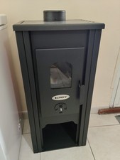 stufa a legna  con Porta Legna