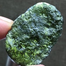 Cristallo di Moldavite grezzo originale 37Ct Moldavite dalla Repubblica Ceca certificato PIC