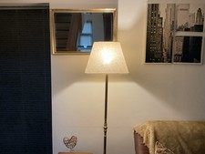 LAMPADA DA TERRA ORO CON