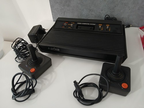 Console atari 2600 - console, nera