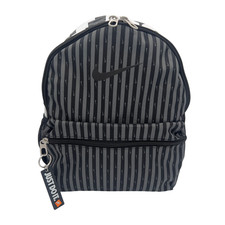 Nike Just Do It Brasilia Mini