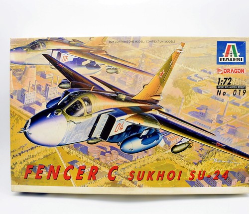 Modellino model kit montaggio