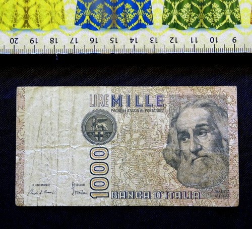 Italy banknote - ),