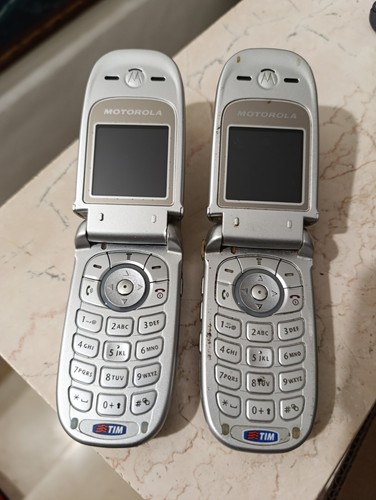 Cellulare motorola v220 - motorola,