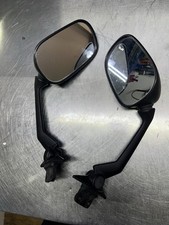 specchietti originali tmax 530?