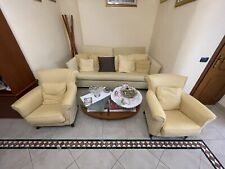 Divano Letto Matrimoniale con 10 Cuscini  e N. 2 Poltrone in tessuto sfoderabile