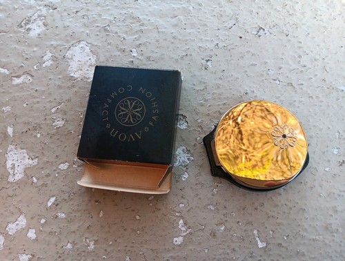 Vintage avon fashion compact - vintage,