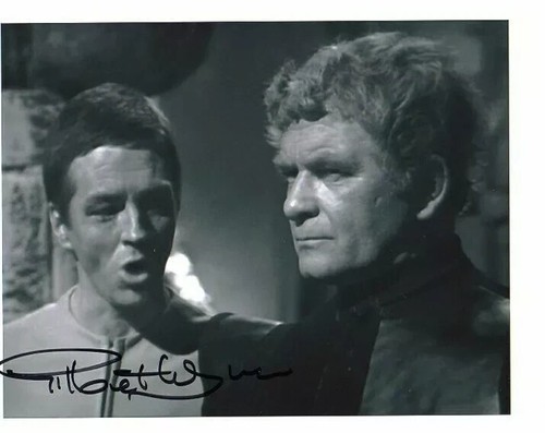 Doctor who autograph - who, gilbert