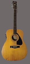 Guitare acoustique YAMAHA FG