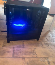 Computer assemblato per gaming e rendering professionale. 